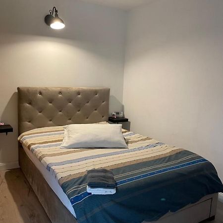 Maremi Appartement Timişoara Buitenkant foto