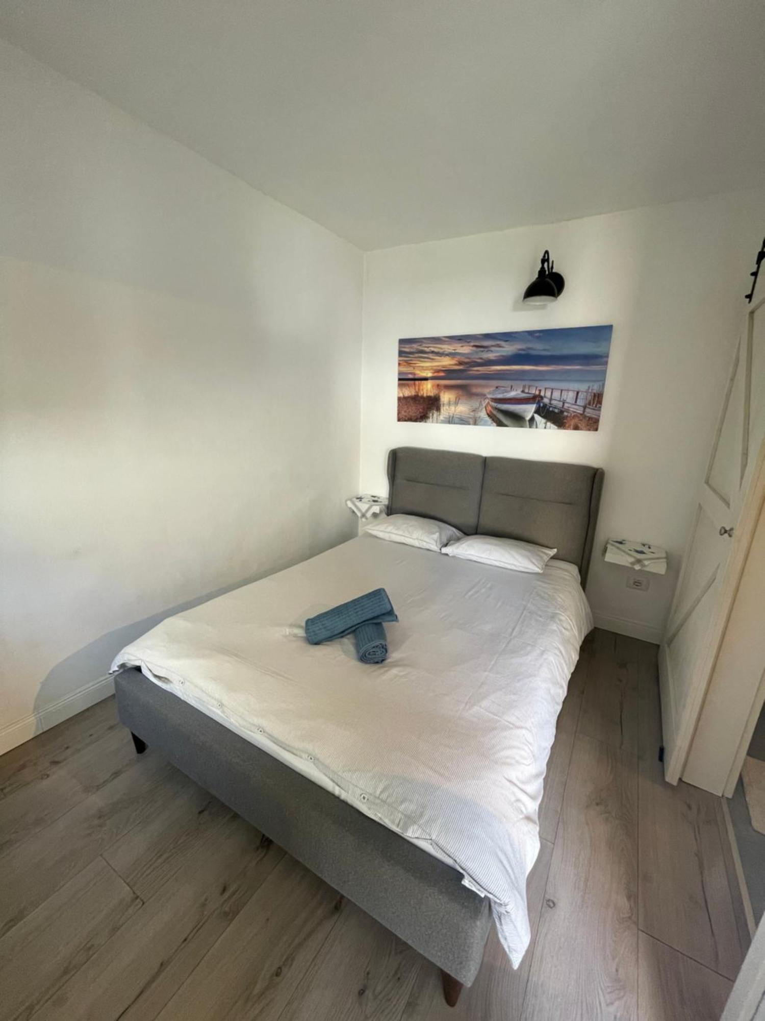 Maremi Appartement Timişoara Buitenkant foto