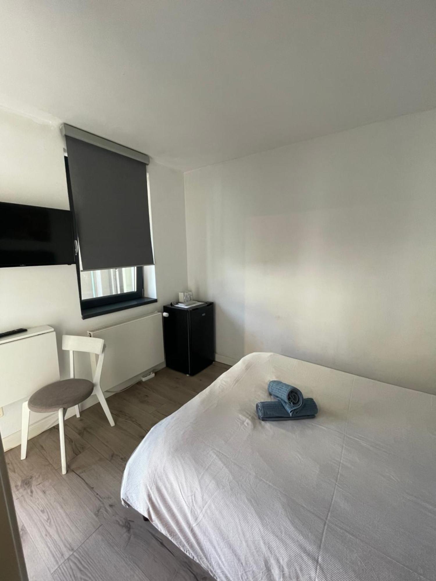 Maremi Appartement Timişoara Buitenkant foto
